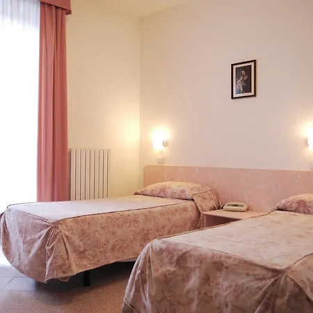 Hotel Piemontese 2*