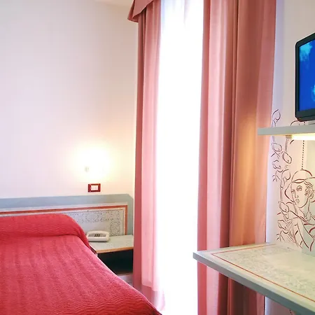 Hotel Piemontese 2*