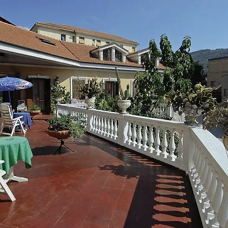 Hotel Piemontese 2*