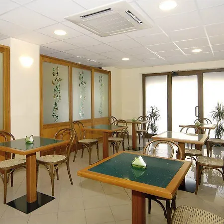 酒店 Piemontese 2*