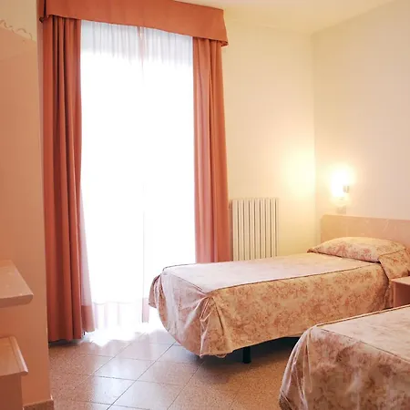 Piemontese 2* Imperia