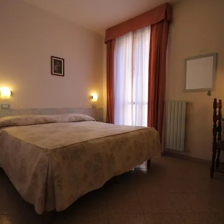 Piemontese 2* Imperia