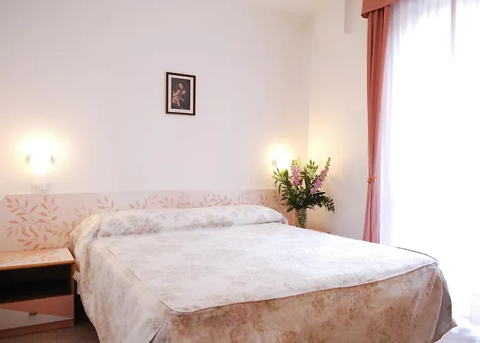 Piemontese 2* Imperia